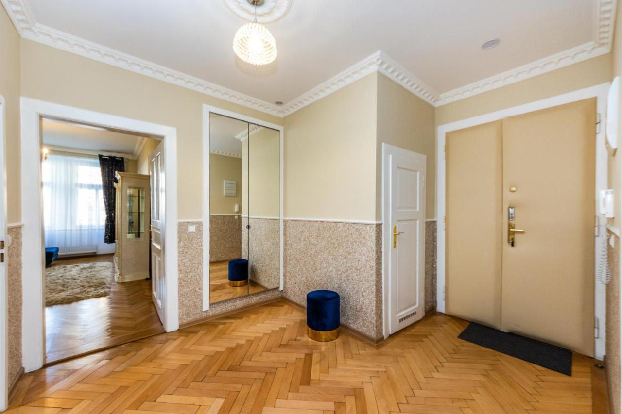 布拉格Prostorny Tripokojovy Apartman U Nabrezi Vltavy公寓 外观 照片